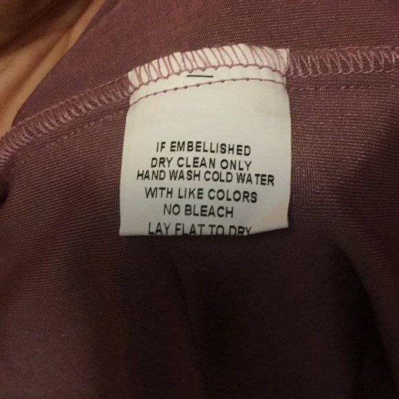 Last one! Mauve Velvet Lace Dress π₯REDUCEDπ₯ - Picture 3 of 4